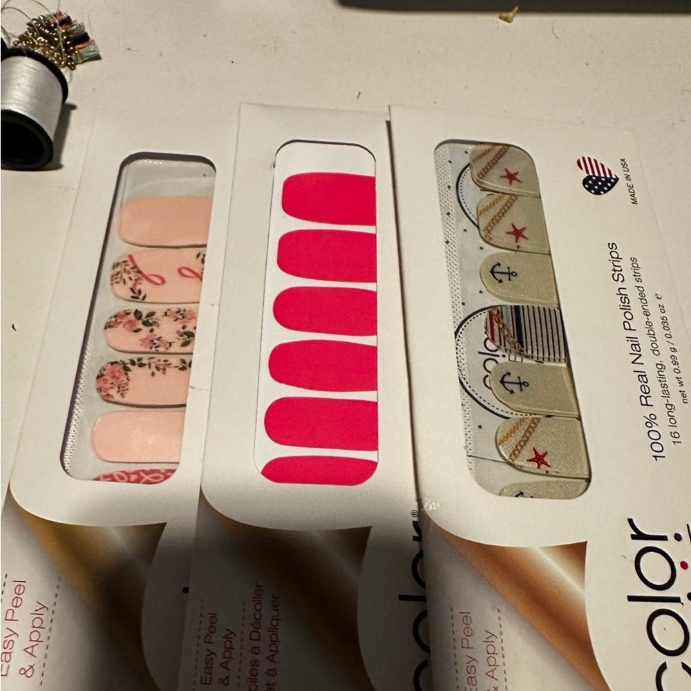 POSH STORE CLOSING
12 SETS of color street